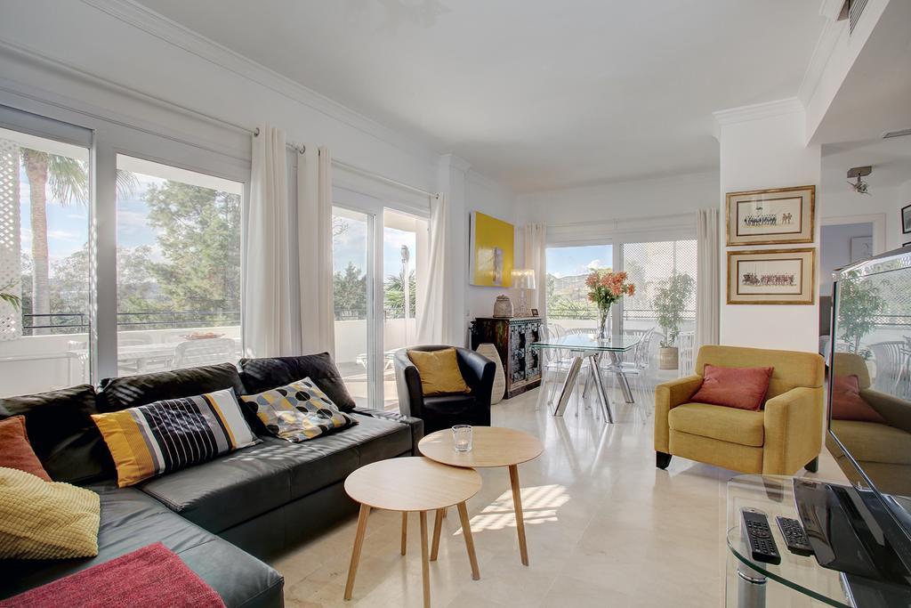 Sunny Golf Apartment 埃斯特波纳 外观 照片